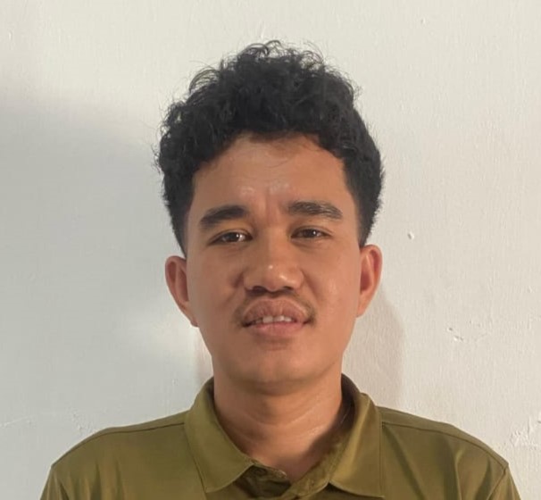 OPERATOR KOMPUTER